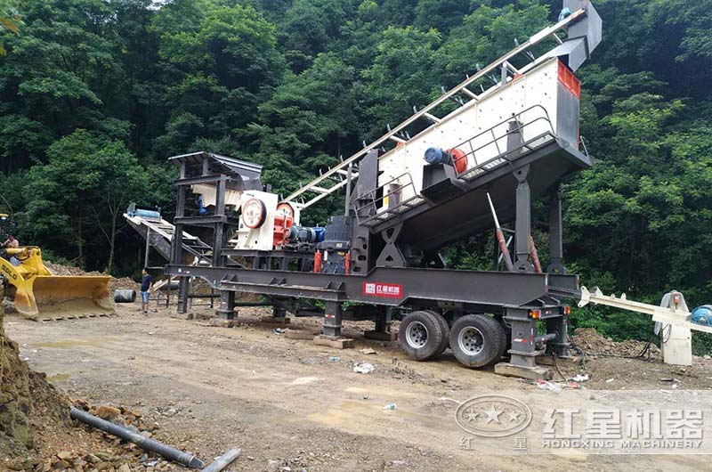 四合一配置移动砂石料生产线