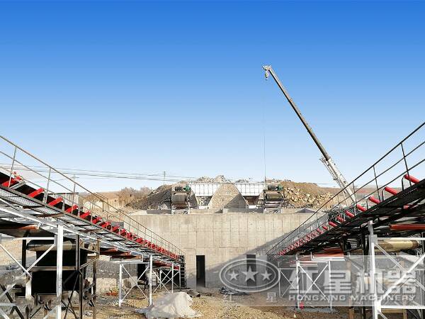 四川成都100吨机制砂石料生产线现场