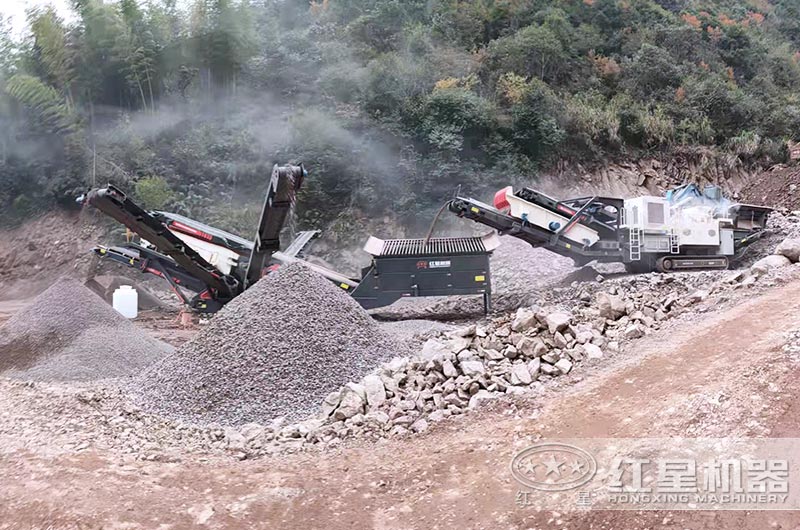 圆锥式移动破碎站工作现场图片 圆锥式移动破碎站工作现场图片