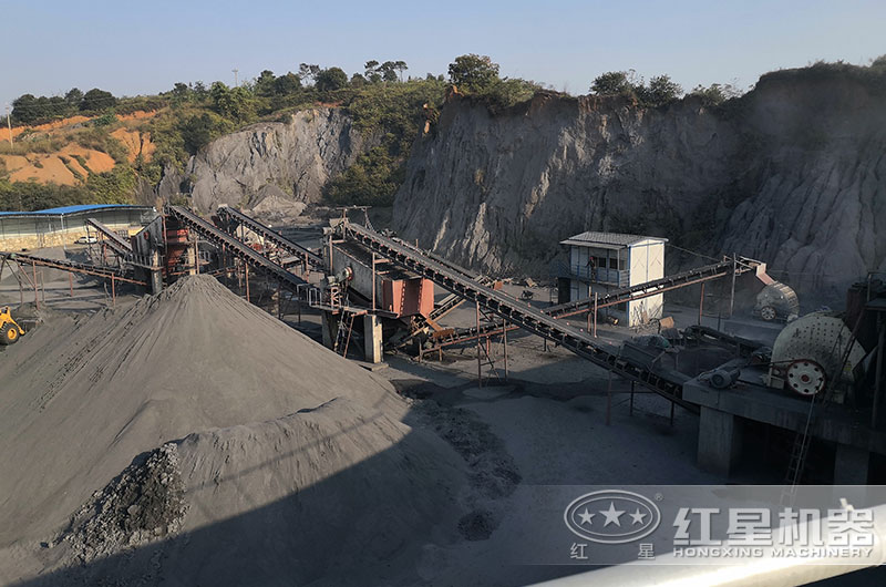 煤矸石制砂加工现场